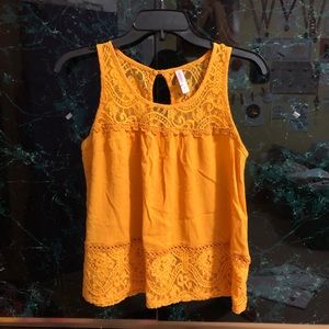 COPY - Knit lace blouse 🧡💛